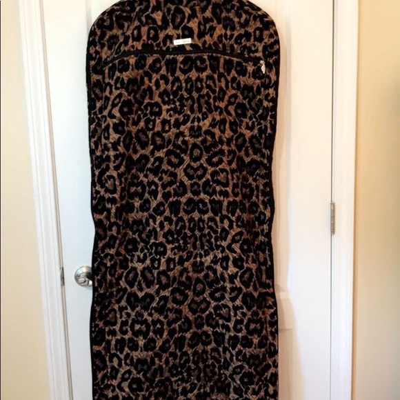 3 pc travel set by Isabella’s Journey in leopard - Picture 5 of 5